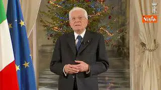 Mattarella: "Il lavoro continua a mancare nonostante l'occupazione"