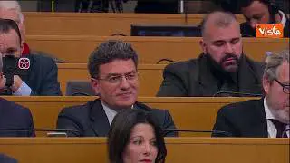 Meloni: "Non ho letto libro Vannacci, ma a volte credo di vivere in un mondo al contrario"