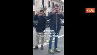 Caso Ferragni, Fedez ai paparazzi: Sotto casa Messina Denaro meno gente, è questa priorità cronisti?