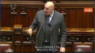 Guerra Ucraina, Crosetto: "Presupposto della pace è un giorno in cui non cadano bombe russe"