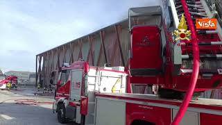 Incendio a Cavenago di Brianza lungo la A4, in fiamme azienda agricoltura verticale