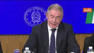 Ddl Beneficenza, Urso: "Obbligo informazioni chiare, multe fino a 50mila euro"