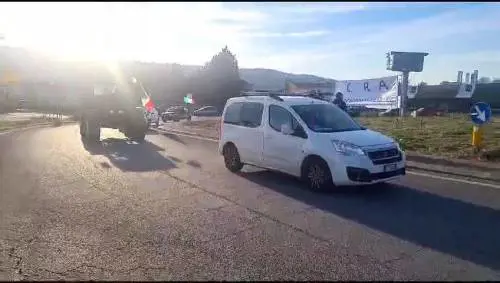 Agricoltori in protesta, chiuso il casello di Orte sull'A1