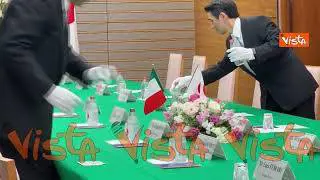 Acqua in bottiglia e tè verde per incontro Meloni-Kishida a Kantei