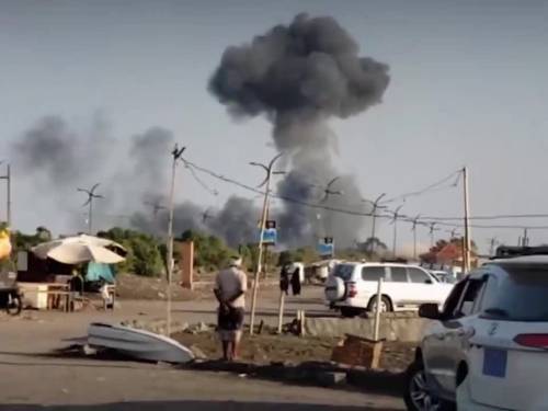 Il raid anglo-americano sulla città yemenita di Hodeidah