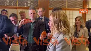 Forte nevicata a Tokyo, Meloni: "Al tempio atmosfera molto suggestiva"