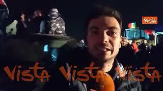 Gli agricoltori al presidio dei trattori a Roma: "Siamo qui per avere una speranza"