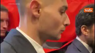 Funerali Vittorio Emanuele di Savoia, il feretro fa ingresso al Duomo di Torino