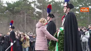Foibe, Meloni depone corona di alloro a Basovizza