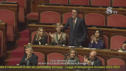 Botta e risposta in Senato tra Matteo Renzi e l'ex portavoce Filippo sensi