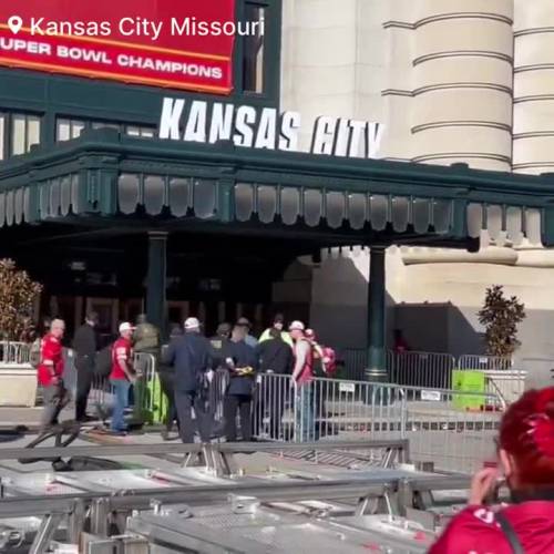 Kansas City, il video dei momenti dopo la sparatoria