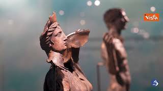 I bronzi di San Casciano in mostra al Mann di Napoli, Sangiuliano: "Matrimonio felice"