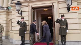 Due anni di guerra in Ucraina, ecco l'incontro a Kiev tra Meloni e Zelensky