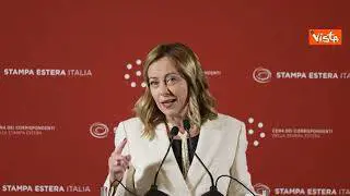 Meloni: Ho imparato l'inglese con canzoni di Micheal Jackson avrei fatto la cantante ma sono stonata