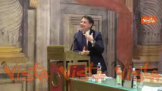 Salario minimo, Conte: "Continueremo questa battaglia nel Paese"