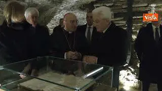 Mattarella a Caserta acclamato dai bambini visita Chiesa di San Francesco da Paola