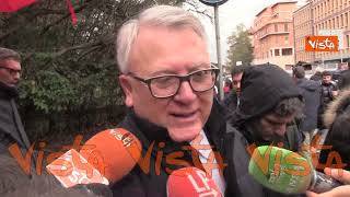 Schmit (Pse) rende omaggio a monumento Matteotti: "Fascismo è tornato, serve posizione chiara"