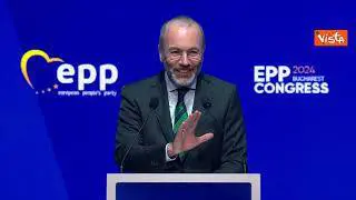 Weber (Ppe): "Siamo diversi da socialisti, con noi leadership e concretezza"