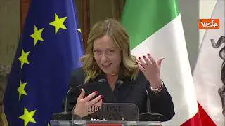 Meloni: "Italia non naviga nell'oro, non può permettersi di disperdere risorse"