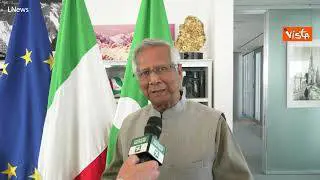 Il premio Nobel Yunus a Milano: "Serve orientare Olimpiadi 2026 al sociale"