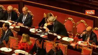 Il dialogo tra Meloni e Tajani in Aula al Senato