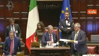 La Camera respinge la mozione di sfiducia a Salvini, applausi dalla maggioranza