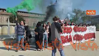 A Milano il presidio degli studenti "per cambiare la scuola"