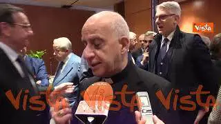 Monsignor Fisichella: "Il microcredito? Un'istituzione che riesce a realizzare l'etica in economia"