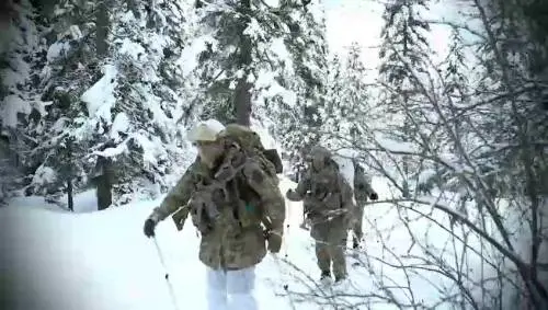 Nella base che forma le forze speciali