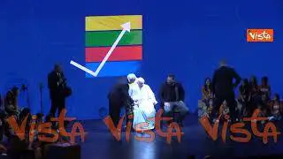 Stati Generali della Famiglia, l'arrivo di Papa Francesco tra gli applausi