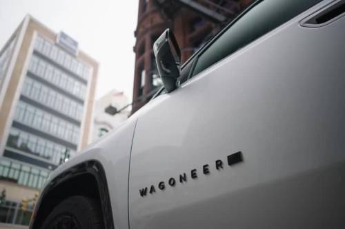 Jeep Wagoneer S, guarda il video