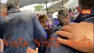 Meloni: "Buon 2 giugno a tutti gli italiani"