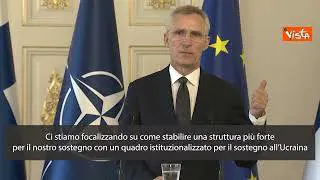 Stoltenberg: "La Nato non ha intenzione di schierare forze in Ucraina"
