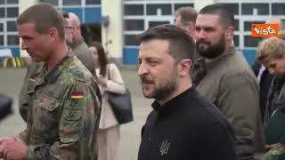 Zelensky visita base in Germania dove vengono addestrati militari ucraini