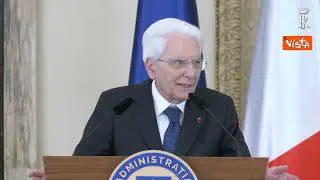 Rissa alla Camera, Mattarella: "Scena indecorosa"