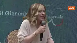 Meloni: "Rivendico di aver fatto mangiare i panzerotti pugliesi ai leader del G7"