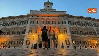 Giornata mondiale distrofia muscolare, Montecitorio si illumina di arancione
