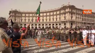 Funerale del generale Graziano, l'arrivo del feretro alla Basilica di Santa Maria degli Angeli