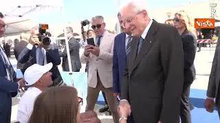 Mattarella a inaugurazione di Lega Navale Italiana, bambini lo accolgono sventolando Tricolore
