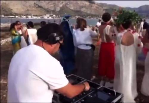 Il video della festa illegale all'Isola delle Femmine