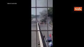 Assalto a un portavalori nel Brindisino, a Torchiarolo. Spari e auto incendiate per coprire la fuga