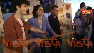 Schlein taglia nastro alla Festa dell'Unità di Roma a Caracalla