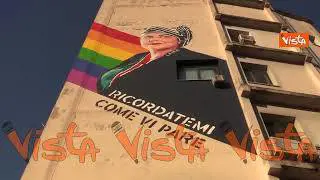 Il murale per Michela Murgia inaugurato al Municipio V di Roma