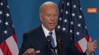 Biden spiega: "Gaffe perchè stavo parlando di Putin, poi mi sono scusato con Zelensky"