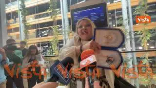 Eurodeputata romena espulsa dall'aula mostra icona ortodossa: "Dov'è Dio in questo Palazzo?"