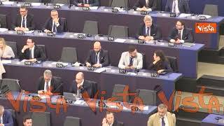 Sberna e Torselli chiacchierano in Aula all'Eurocamera in attesa del risultato su voto von der Leyen