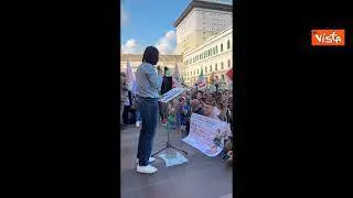 Schlein in Piazza a Genova contro Toti: "Non può tenere la Liguria ai domiciliari"