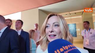 Meloni visita Casa Italia a Parigi: "Bella giornata, sono tifosa degli Azzurri"