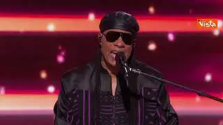 Stevie Wonder alla convention dem Usa trascina il pubblico con la sua "Higher Ground"