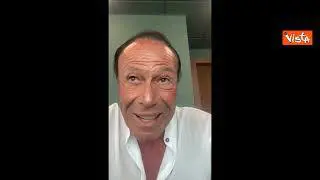 Venditti si scusa per insulti a una disabile durante concerto: Era buio, sembrava protesta  politica